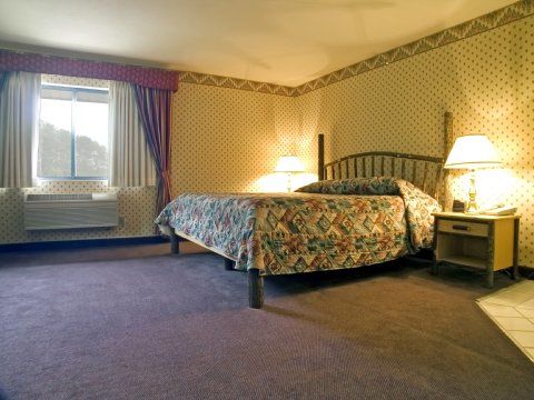 Saratoga Inn & Suites Cannon Falls ห้อง รูปภาพ